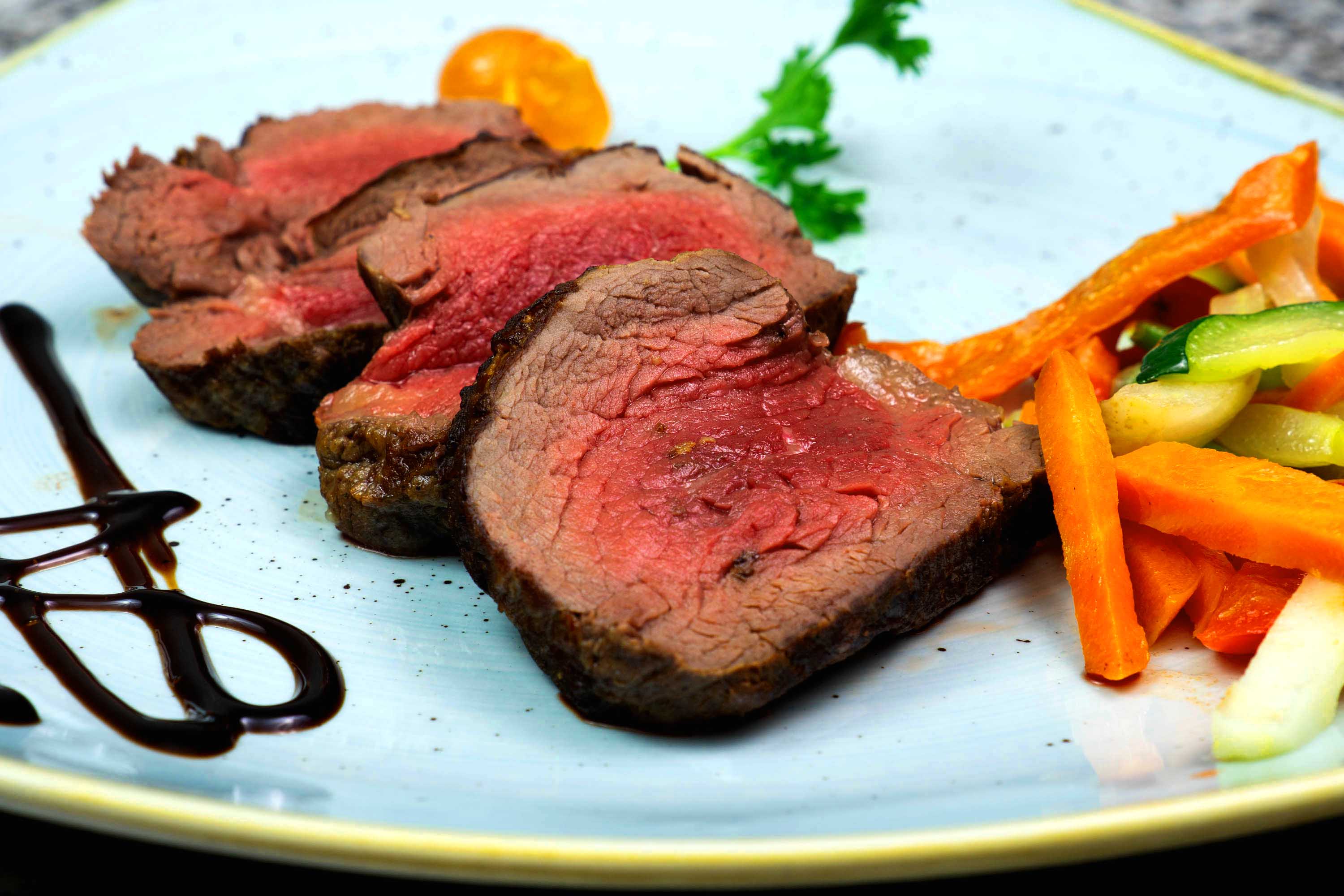 Restaurante La Campana - Nueva Andalucia - Fresh Ingredients